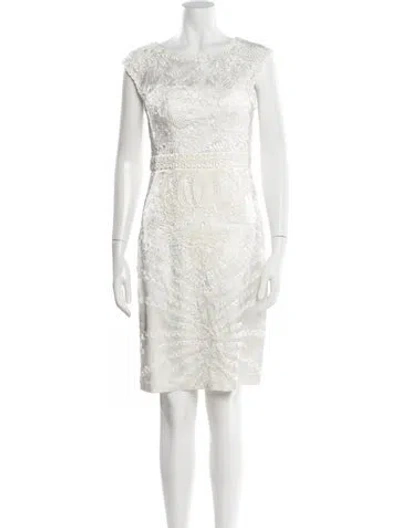 Pre-owned Sue Wong Bateau Neckline Knee-length Dress In White
