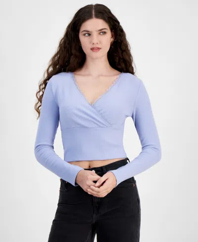 Sugar Moon Juniors' Rib-knit Surplice Top In Frozen Perri