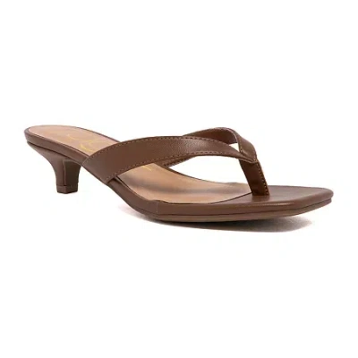 Sugar Womens Slide Sandals In Brown