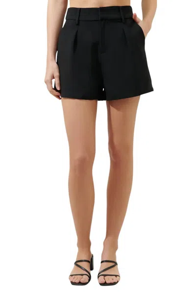 Sugarlips Chelsea Pleated Shorts In Black