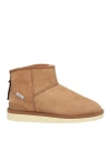 Suicoke Ankle Boots In Beige