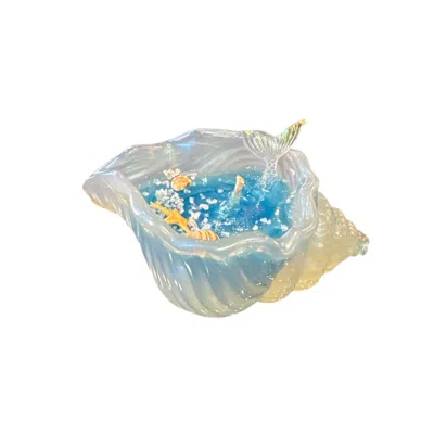 Suki Wang London Blue Transparent Seashell Candle