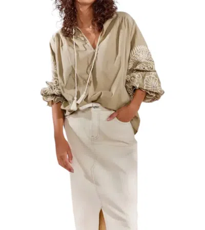 Summum Embroidered Sleeve Top In Green Lentil In Metallic