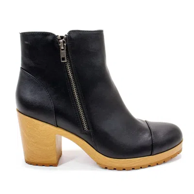 Sun + Stone Women's Rowaan Platform Bootie In Black