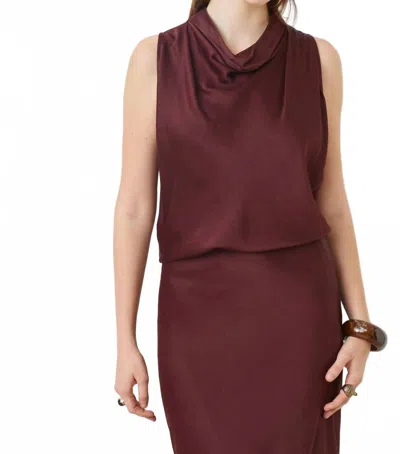 Suncoo Satin Sleeveless Top In Prune In Burgundy