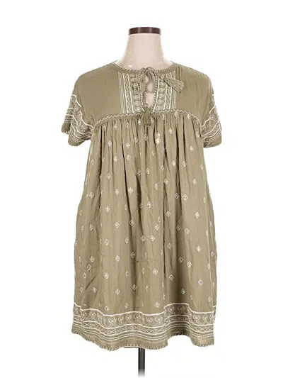 Pre-owned Sundance Casual Dress In Brown