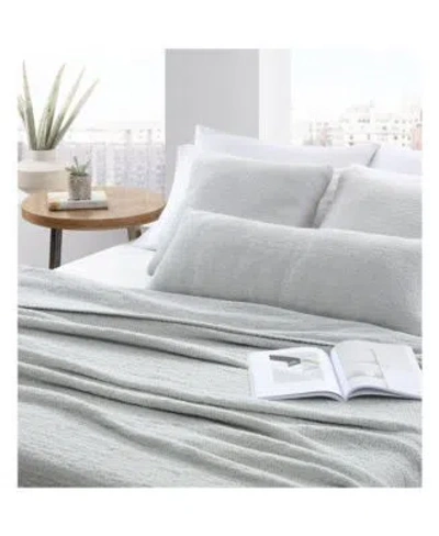 Sunday Citizen Snug Blankets In Granite
