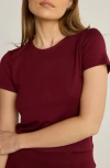 Sunday Ritual Crop T-shirt In Burgundy