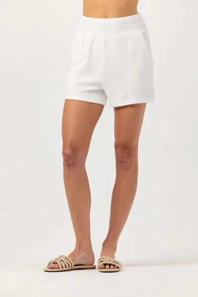 Sundays Brinley Shorts In Soft White