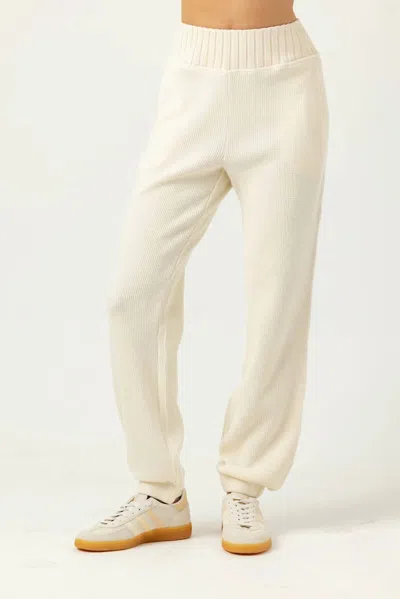 Sundays Piper Pull-on Jogger In White In Neutral