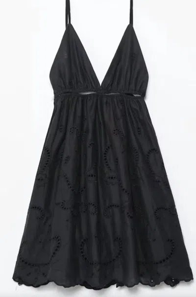 Sundayup Carrie Embroidered Dress In Black
