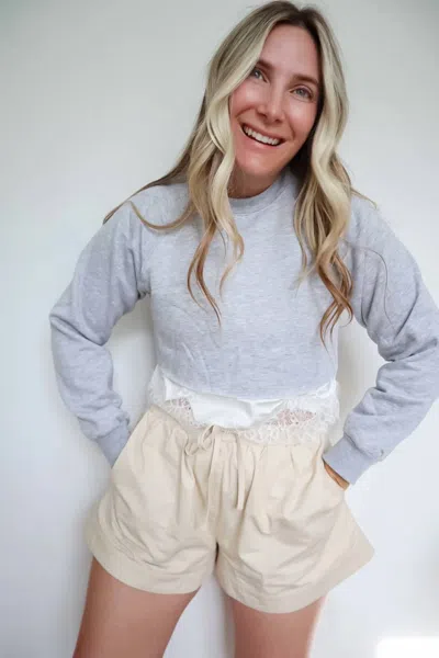 Sundayup Jane Luxe Lace-trim Cropped Sweatshirt In Grey In Purple