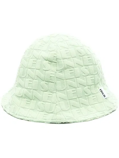 Sunnei Embossed-logo Bucket Hat In Green