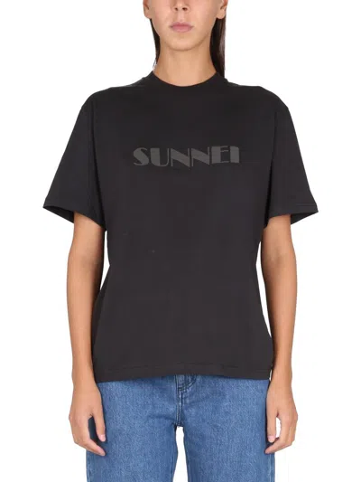 Sunnei Logo T-shirt In Black