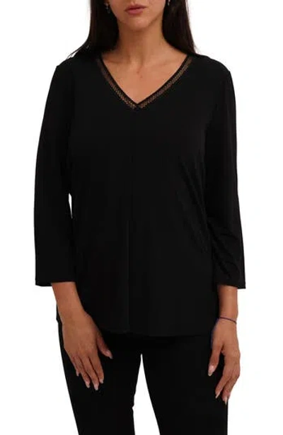 Sunny Leigh Solid V-neck Top In Black