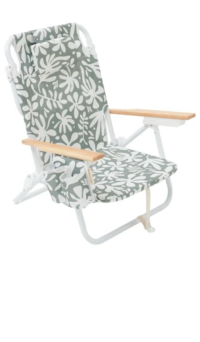 Sunnylife Luxe Beach Chair In Gray