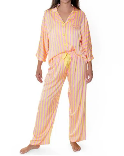 Sunshine Society Sunshine Club Silky 3/4 Sleeve Pants Set In Animal Print