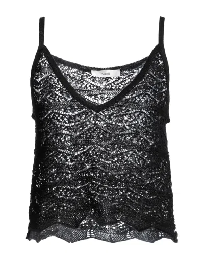 Suoli Tops In Black