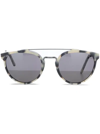 Super Sunglasses Giaguaro Sunglasses In 灰色