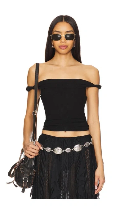 Superdown Analiza Off The Shoulder Top In Black