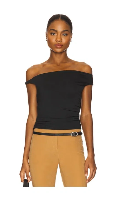 Superdown Baylie Off Shoulder Top In Black