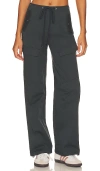 Superdown Beck Cargo Pant In Charcoal