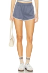 Superdown Belle Track Short In Gray