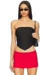 Superdown Cosima Top In Black