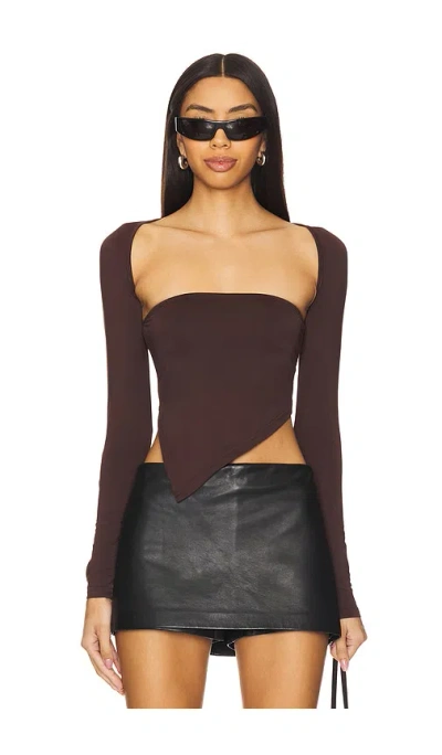 Superdown Dax Shrug Top In Chocolate