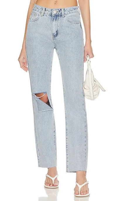 Superdown Dylan Distressed Denim Jean In Light Blue Wash