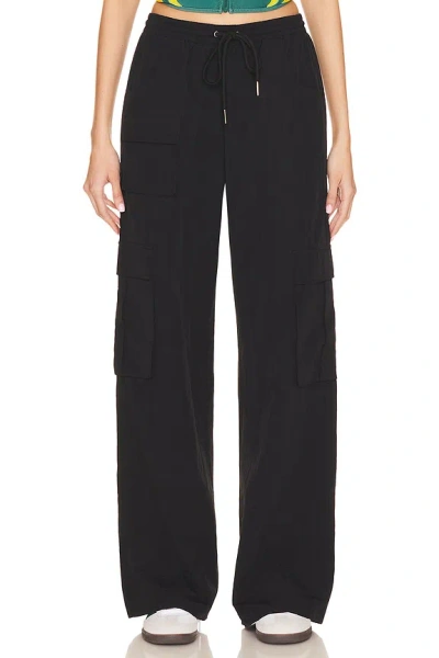 Superdown Evie Cargo Pant In Black