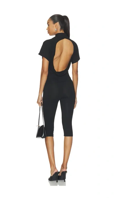 Superdown Jaean Capri Set In Black