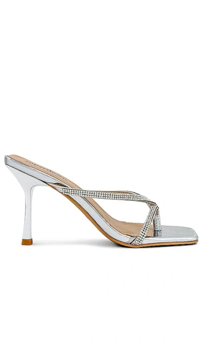 SUPERDOWN JENN HEEL