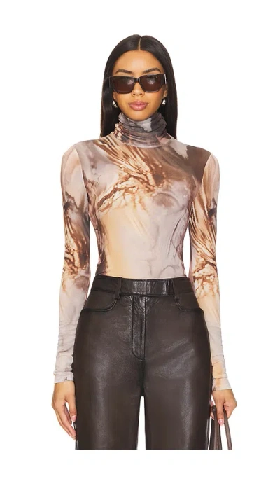 Superdown Kaia Top In Brown Multi