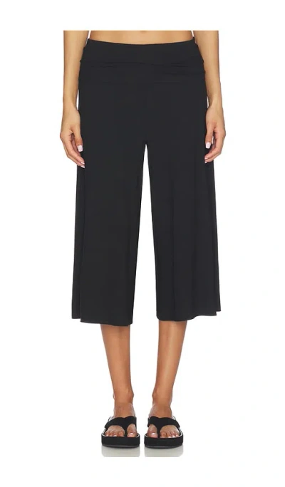 Superdown Kylen Culottes In Black