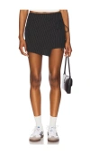 Superdown Margie Mini Skirt In 黑色细条纹