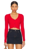 Superdown Nichole Cropped Sweater In 红色