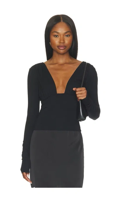 Superdown Nyssa Top In Black