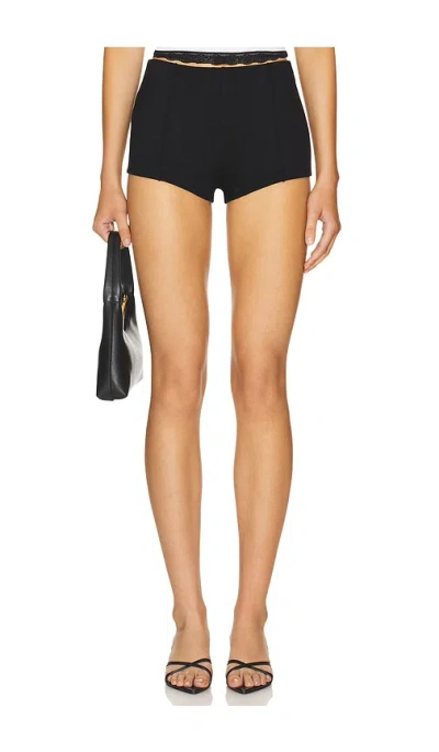 Superdown Reese Hot Shorts In Black
