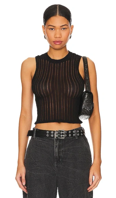 Superdown Riley Top In Black