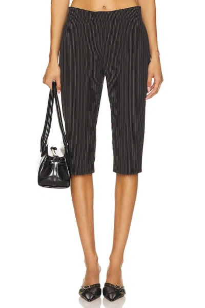 Superdown Tina Capri
