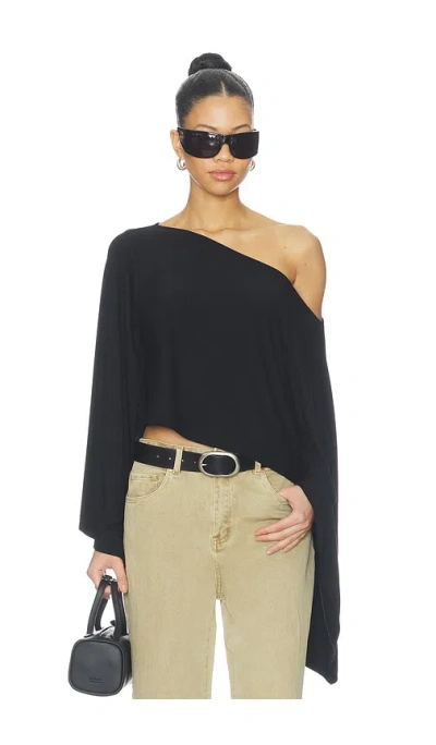 Superdown Villie Off Shoulder Top In Blue