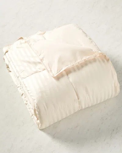 Superior All-season Reversible Down Alternative Blanket