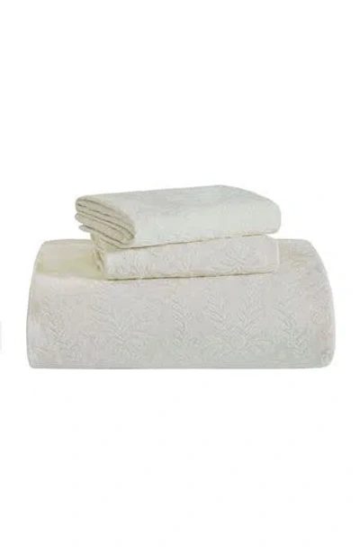 Superior Aspen Cotton Blend Comforter Set In White