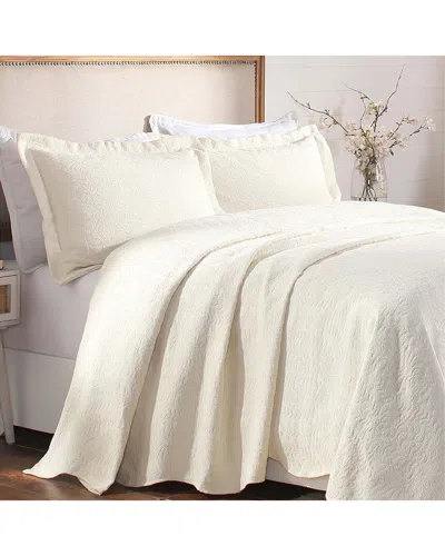 Superior Aspen Jacquard Floral Scalloped Bedspread Set
