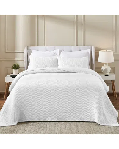 Superior Aswan Medium Weight Chevron Woven Coverlet In White