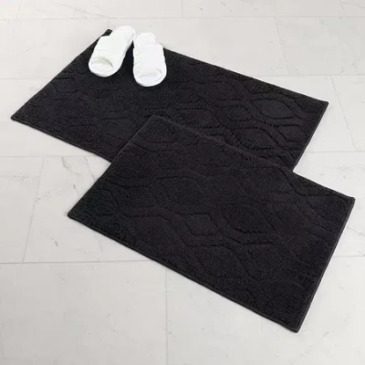Superior Bath Rug In Black