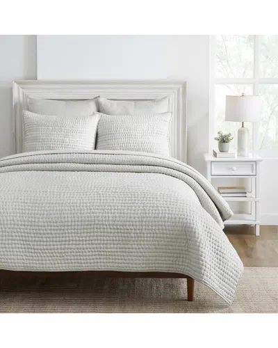 Superior Bella Silk Pick Stitch Medium Weight Quilt Set In Silver