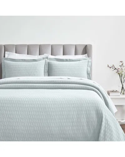Superior Calvert Medium Weight Geometric Matelasse Bedspread Set In Blue