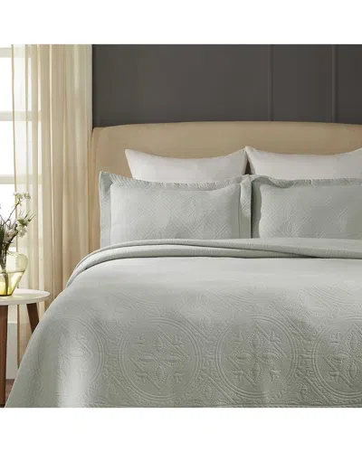 Superior Celtic Circle Cotton Jacquard Matelasse Scalloped Bedspread Set In Metallic